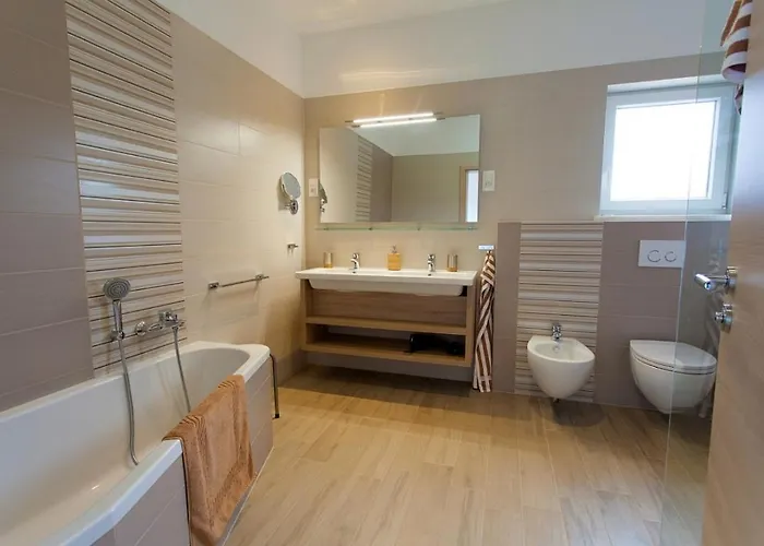 Villa Milohnici Florian * Milohnici