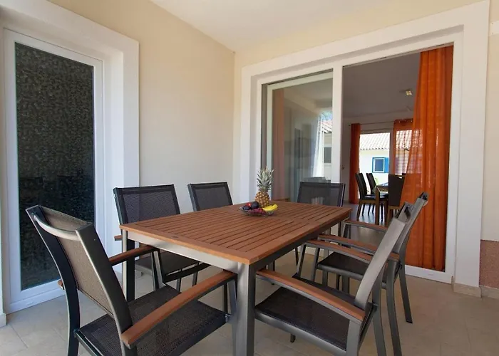וילה Villa Milohnici Florian *